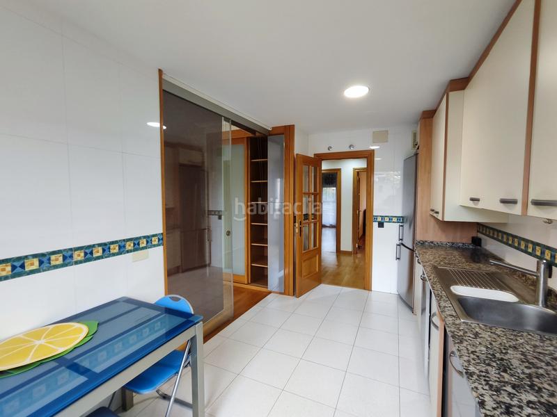 Foto c119bd0f-c430-4c71-91d4-56ba32a1efc6. Pis amb calefacció aparcament piscina a La Cava - Fardachón Logroño