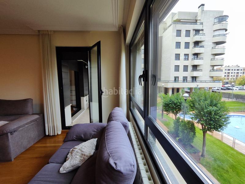 Foto cf0da88e-d9f6-4413-9f45-82626c47fe5c. Pis amb calefacció aparcament piscina a La Cava - Fardachón Logroño