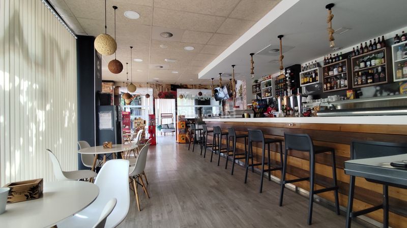 Foto eca43dfe-11c5-4903-bd67-44ed4ba6943a. Traspàs local comercial a Villamediana de Iregua