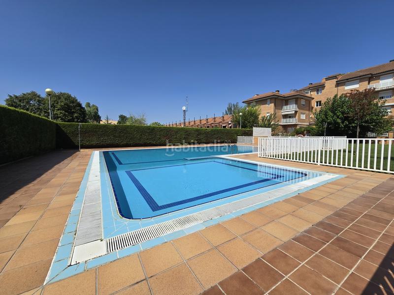 Foto acca9f65-20d5-404c-af75-ff10cf59b903. Appartement avec chauffage parking piscine dans Avenida Madrid Logroño