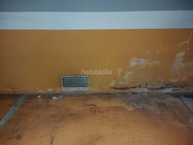 Foto 716c7b94-2af7-4fee-97b5-284e11a5aaed. Parking voiture dans Gran Via Logroño