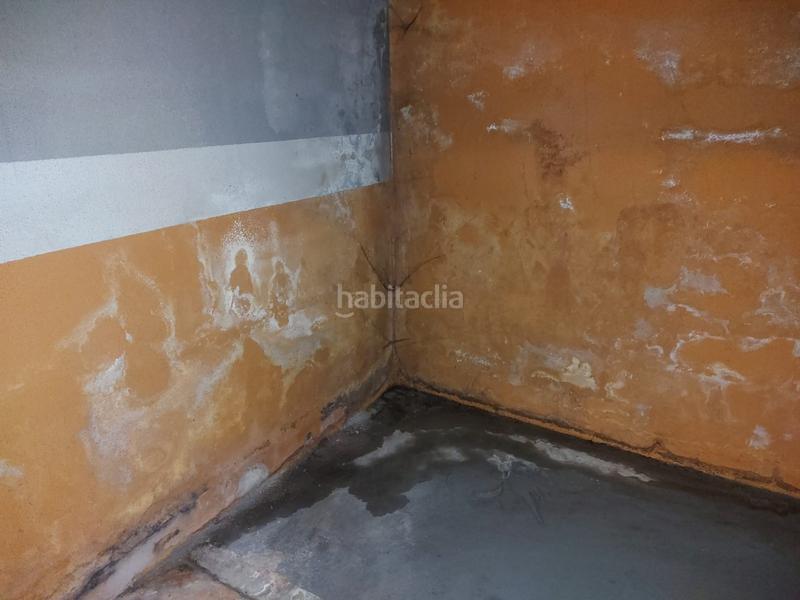 Foto a91db57f-7f0f-4f07-b44b-b1b65a374462. Parking voiture dans Gran Via Logroño