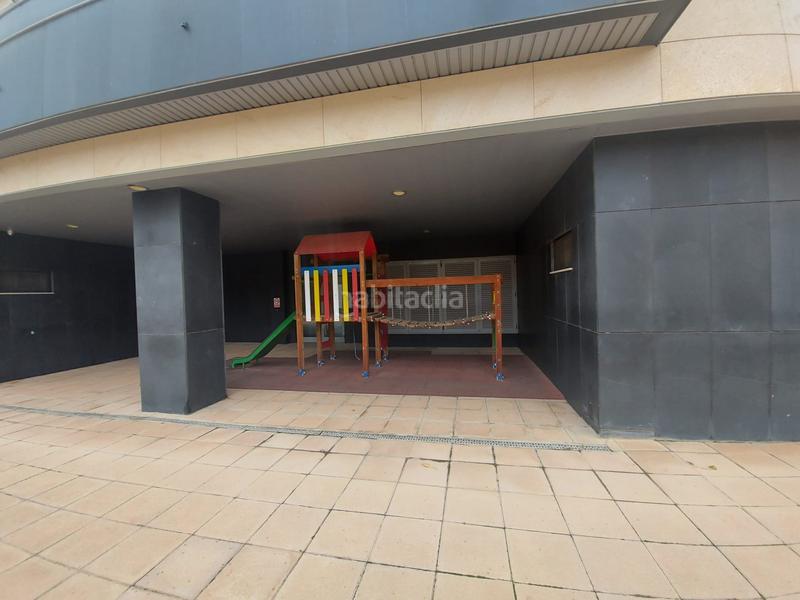 Foto 4a6c179e-add9-4d41-ac09-098b682d94b3. Flat with heating parking pool in Cascajos - Piqueras Logroño