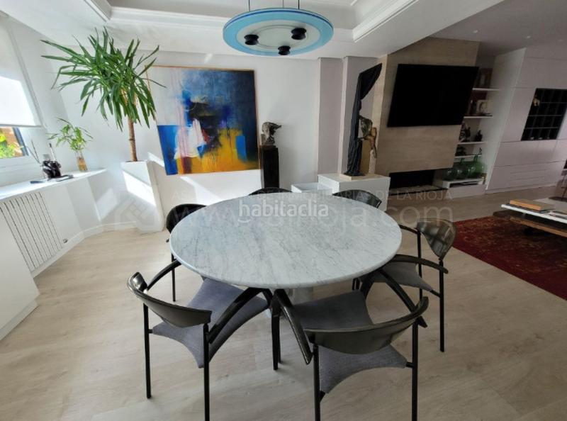 Foto 05339b32-be41-48f2-a836-8899c0dbd26c. Maison jumelée avec chauffage parking piscine dans Avenida Madrid Logroño