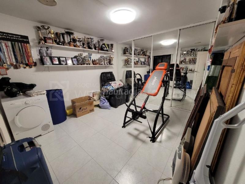 Foto 18a190f4-66f5-48af-a6c8-e146147b5a24. Maison jumelée avec chauffage parking piscine dans Avenida Madrid Logroño