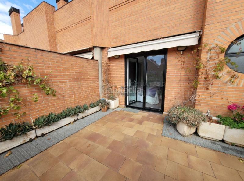 Foto 285bfa7f-f0b7-44d9-890e-803fcc524541. Maison jumelée avec chauffage parking piscine dans Avenida Madrid Logroño