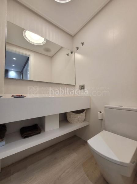 Foto 7a4ebd2c-188a-4362-8c5c-93411c91666a. Maison jumelée avec chauffage parking piscine dans Avenida Madrid Logroño