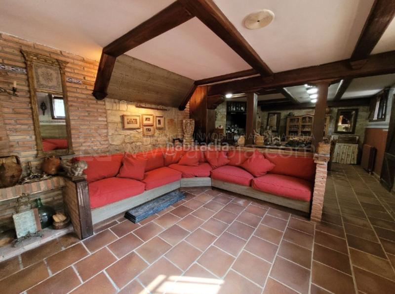 Foto 8602c3e6-d382-4397-b260-6d13fc0e4a68. Maison jumelée avec chauffage parking piscine dans Avenida Madrid Logroño