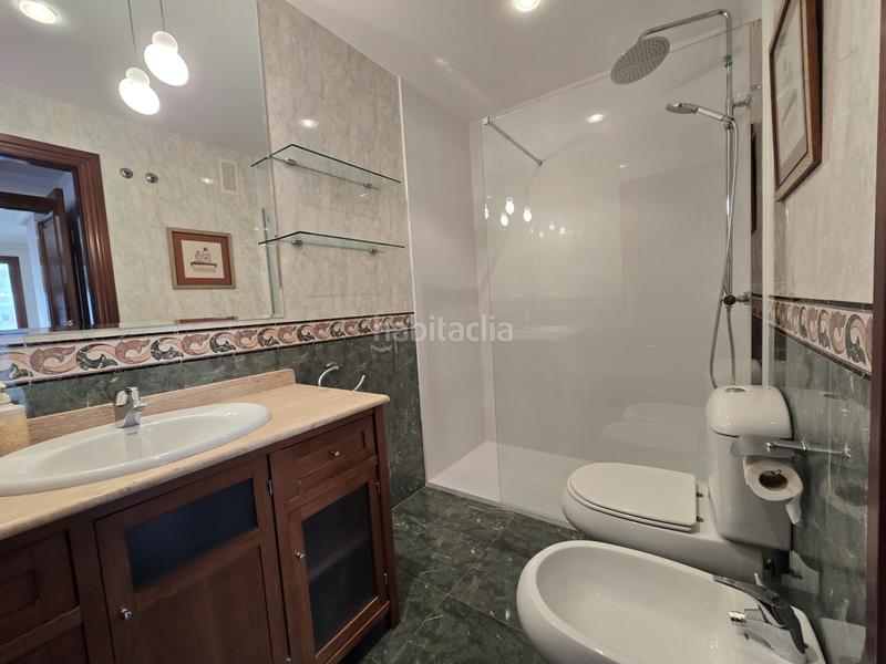 Foto 2ae8a6af-e0f9-4b13-ba05-bb20959a2b08. Alquiler piso estupendo piso en cascajos. amueblado y con piscina en zona comunitaria. en Logroño