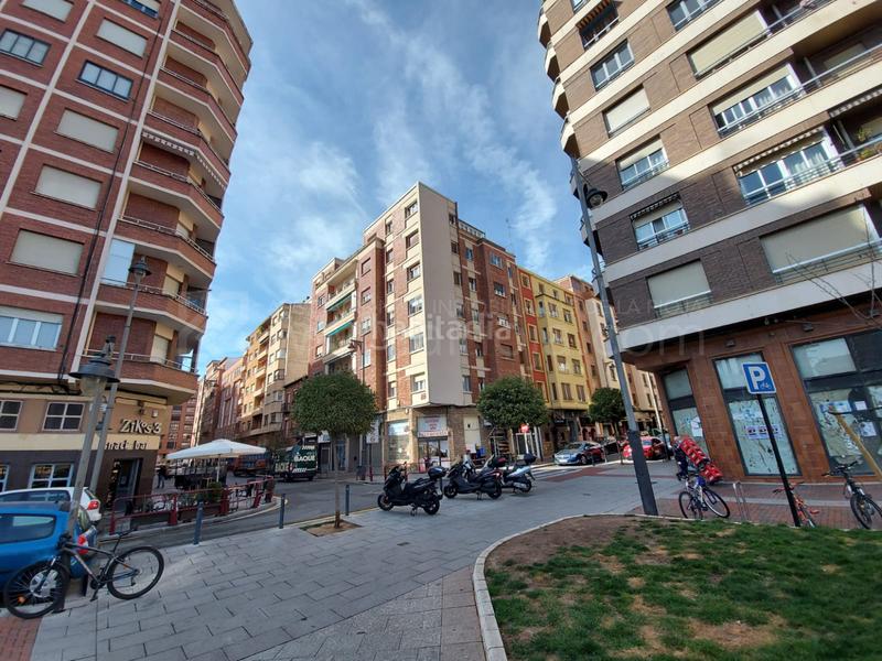 Foto 4d930c0f-d267-408c-ac49-996c588c7334. Appartamento con riscaldamento in Jesuitas Logroño