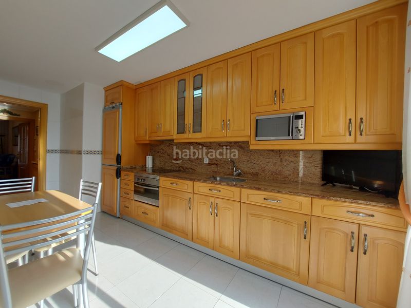 Foto 362a944e-0749-42c4-9203-a24acfbd1428. Pis amb calefacció aparcament a Cascajos - Piqueras Logroño