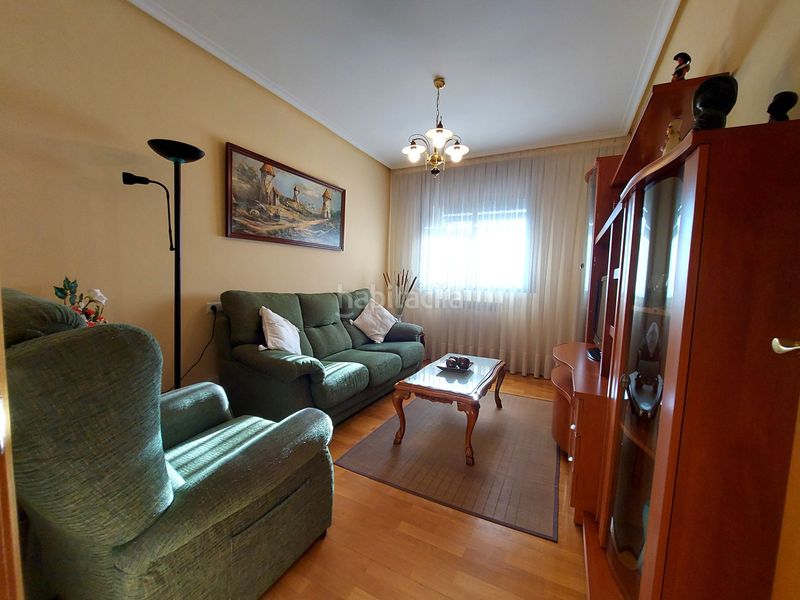 Foto 4758be63-5e60-45c5-a92d-c28bf932572b. Pis amb calefacció aparcament a Cascajos - Piqueras Logroño