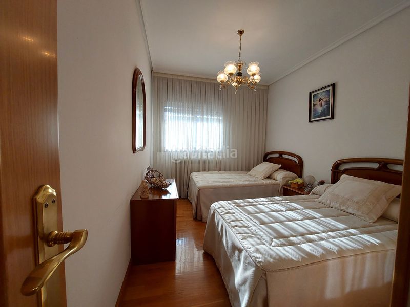 Foto ee14f4c7-b4f3-4adc-ac5d-2e548ce68797. Pis amb calefacció aparcament a Cascajos - Piqueras Logroño