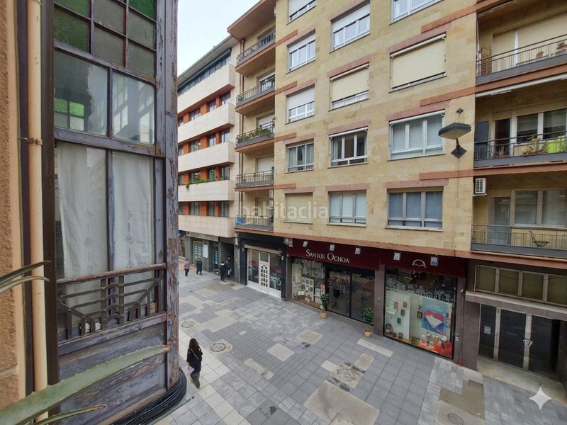 Foto 39a3fdab-26c4-4ced-b3c9-aa42901d0335. Pis amb calefacció a Gran Via Logroño