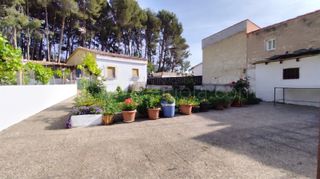 Haus  Logroño - manresa. Casa amplia en venta con mucho terreno en la zona de avenida de