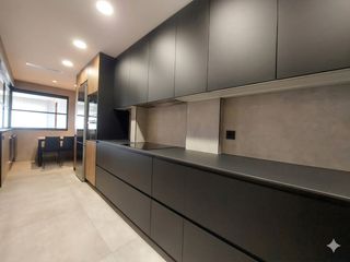 Pis  Logroño - gran via juan carlos i. Gran vía de logroño. vivienda 3 habitaciones. 2 baños con ducha.