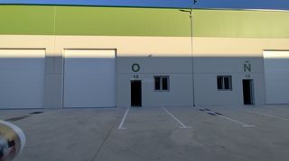 Rent Industrial building  Logroño - los prados. Nave en alquiler y venta en logroño. polígono industrial de las