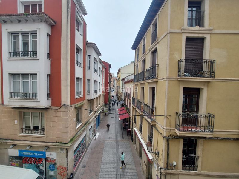 Foto 0d6699f6-e8d8-4e14-ba60-a5eab6056ea4. Edifici a Casco Antiguo Logroño