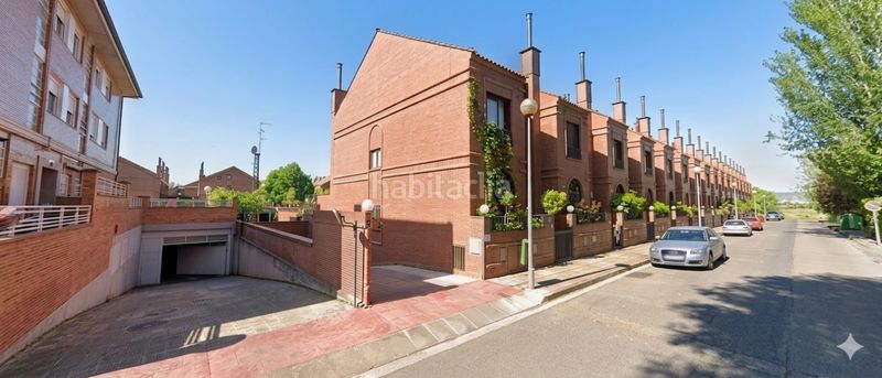 Foto 0f515f80-98bb-4ba7-8957-e31f6639bffc. Casa amb calefacció piscina a Avenida Madrid Logroño