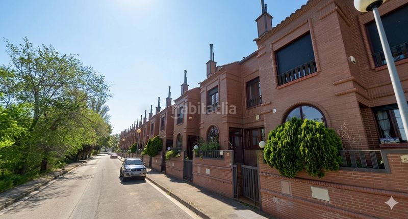 Foto 6aa32ed4-b05a-4b0b-b4a3-b7b6da3c80af. Casa amb calefacció piscina a Avenida Madrid Logroño