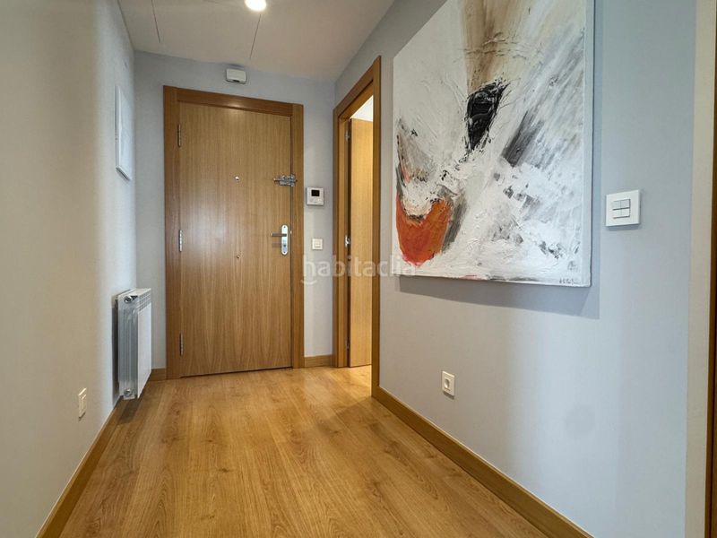 Foto 1d5e75e3-01ed-4247-bc2a-aa97de9e443f. Pis amb calefacció aparcament piscina a Cascajos - Piqueras Logroño