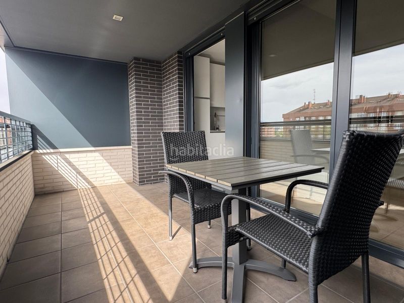 Foto 68c87321-9e10-47ed-9145-01361cd84cfe. Pis amb calefacció aparcament piscina a Cascajos - Piqueras Logroño