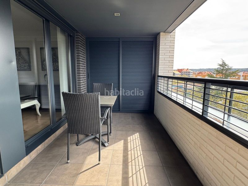 Foto c728aed0-472c-4068-93e3-c233e377b173. Pis amb calefacció aparcament piscina a Cascajos - Piqueras Logroño