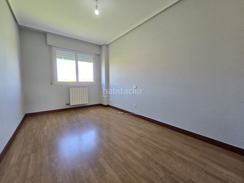 Foto 22a235ed-88b2-465f-80bd-ea1e6c9bad80. Pis amb calefacció aparcament a Portillejo - Valdegastea Logroño