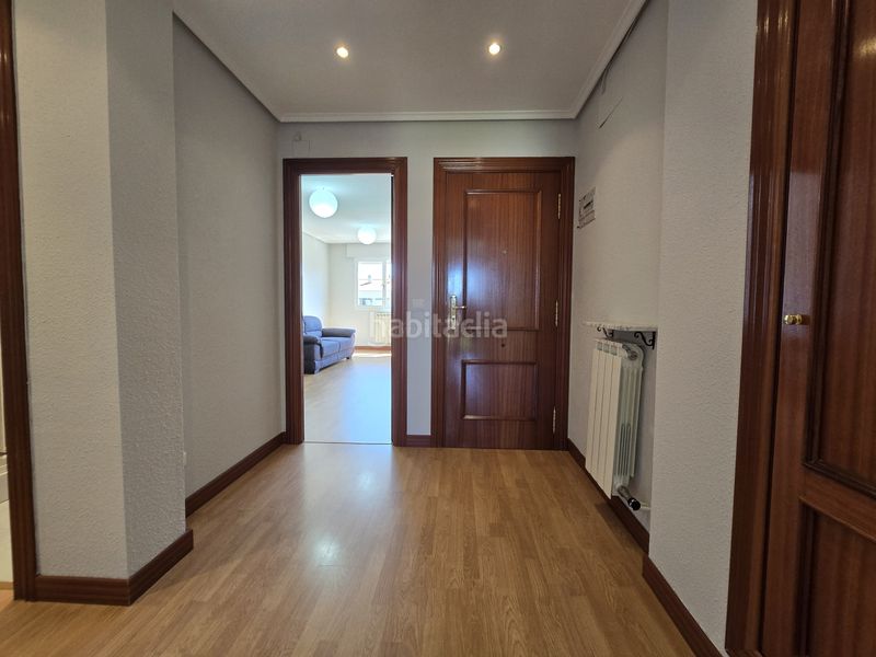 Foto 2d54ee52-a13e-4c3f-b1c5-65e34e294117. Pis amb calefacció aparcament a Portillejo - Valdegastea Logroño