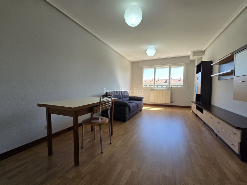 Foto 5f68a889-403b-4675-9c28-1a289732b208. Pis amb calefacció aparcament a Portillejo - Valdegastea Logroño