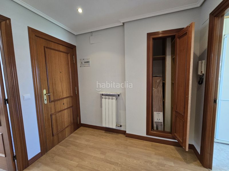 Foto 73b375b5-9ab3-4e25-a039-ce8514b9d33c. Pis amb calefacció aparcament a Portillejo - Valdegastea Logroño