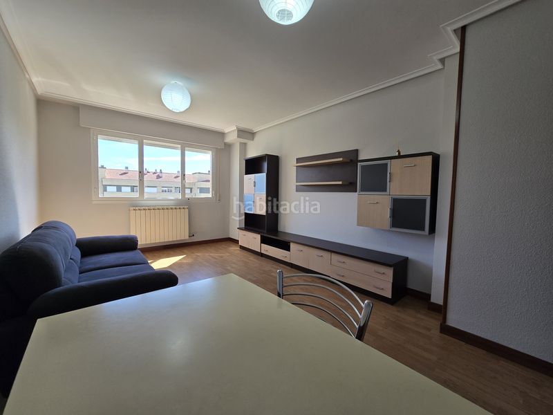 Foto bd776875-a8de-4fe7-9940-2b1f638c69d1. Pis amb calefacció aparcament a Portillejo - Valdegastea Logroño