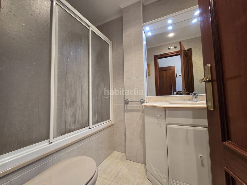 Foto d867bc1b-2ba0-4832-9aef-a94a59caf908. Pis amb calefacció aparcament a Portillejo - Valdegastea Logroño