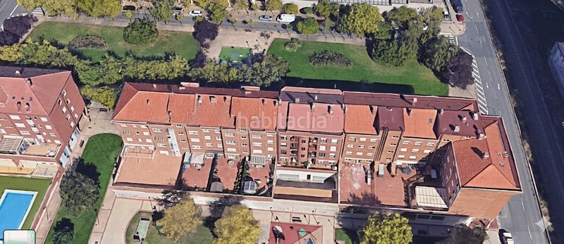 Foto d9c22b2d-9c88-48f9-adff-1e792dcfcc87. Pis amb calefacció aparcament a Portillejo - Valdegastea Logroño