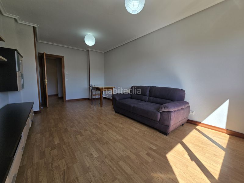 Foto e6920704-a30c-494d-aeed-d38fb28905a1. Pis amb calefacció aparcament a Portillejo - Valdegastea Logroño