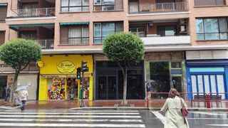 Local Comercial en Logroño - General Vara de Rey  Fachada a Pérez Galdós