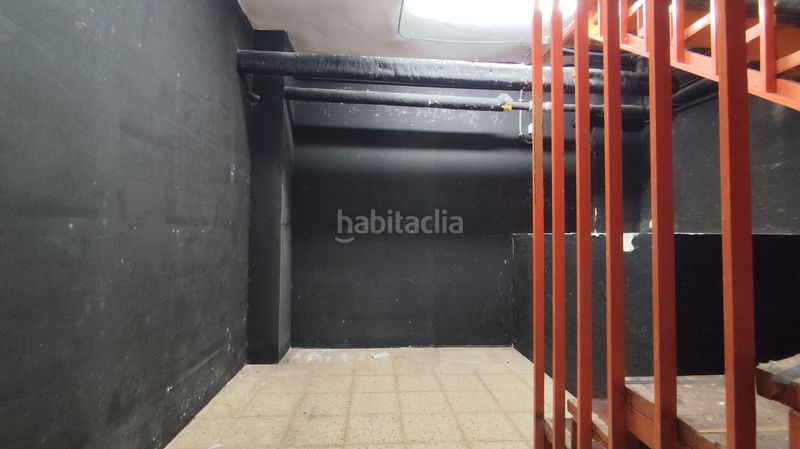 Foto f9a9da4a-9402-4e0c-8fe8-f998871b7d50. Lloguer local comercial a Gran Via Logroño