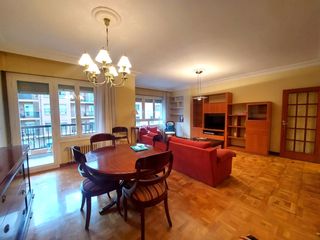 Etagenwohnung  Logroño - avenida de navarra. Vivienda para entrar a vivir , 3 dormitorios y 2 baños , centro
