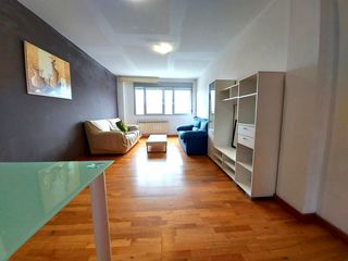 Flat  Logroño - avenida zaragoza. Luminoso piso con garaje y trastero y zona comunitaria con pisci