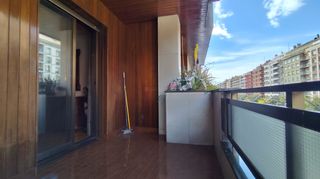 Pis  Logroño - gran vía juan carlos i. Bonito piso en venta con garaje en calle gran vía logroño