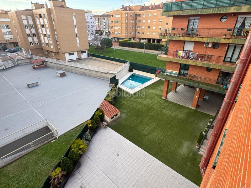 Foto 4e094bdd-63ab-4761-8694-e34cfa59b351. Pis amb calefacció piscina a Portillejo - Valdegastea Logroño