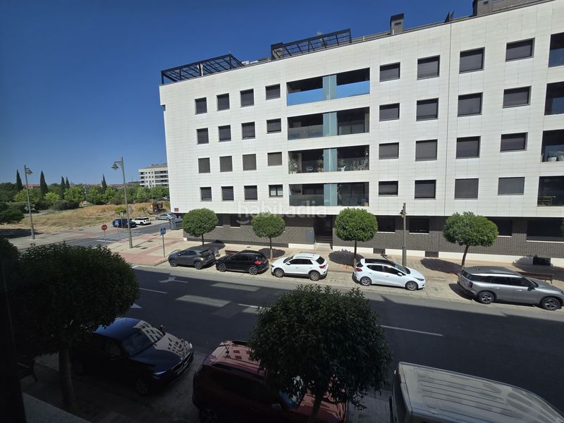 Foto 74b27bea-0779-41a4-8c2b-81511e53ce21. Pis amb calefacció piscina a El Campillo - Norte Logroño