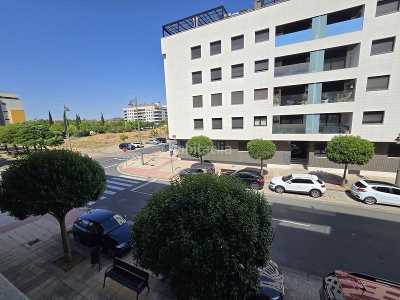 Foto fa3faf38-378b-4373-ae7c-cd1722f8c0ba. Pis amb calefacció piscina a El Campillo - Norte Logroño