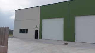 Rent Industrial building  Logroño - los prados. Nave industrial en alquiler y ventaubicada en logroño,  la rioja