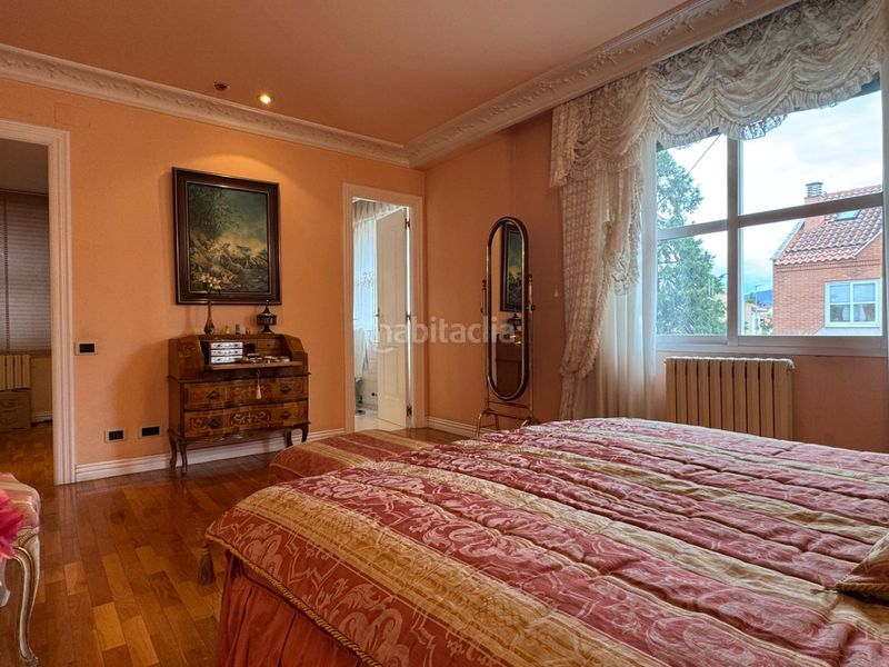 Foto 28a65d35-f925-4168-8710-6800508bbafe. Casa amb calefacció aparcament piscina a Avenida Madrid Logroño