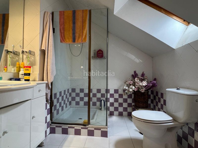 Foto 42b89d1f-0b29-4d0e-84da-3fa9fb129fd4. Casa amb calefacció aparcament piscina a Avenida Madrid Logroño