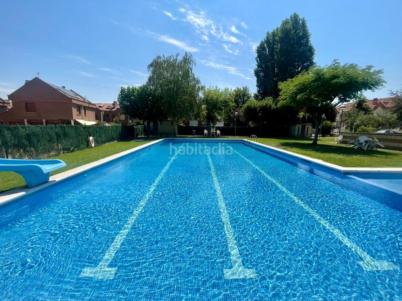 Foto c15360c3-c731-4557-ac46-6cfffcd79b21. Casa amb calefacció aparcament piscina a Avenida Madrid Logroño