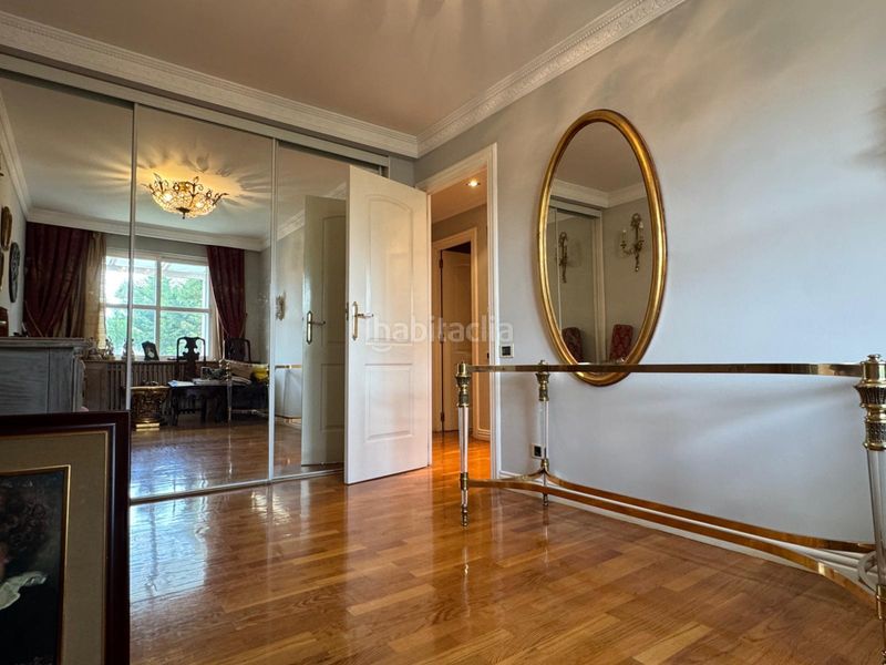 Foto fbeba675-ddb0-43e3-971d-76fea2edd6cb. Casa amb calefacció aparcament piscina a Avenida Madrid Logroño