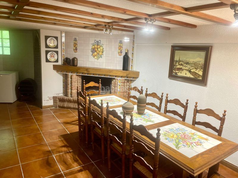 Foto fec9a0eb-7d28-405a-8f6c-598e12d83377. Casa amb calefacció aparcament piscina a Avenida Madrid Logroño