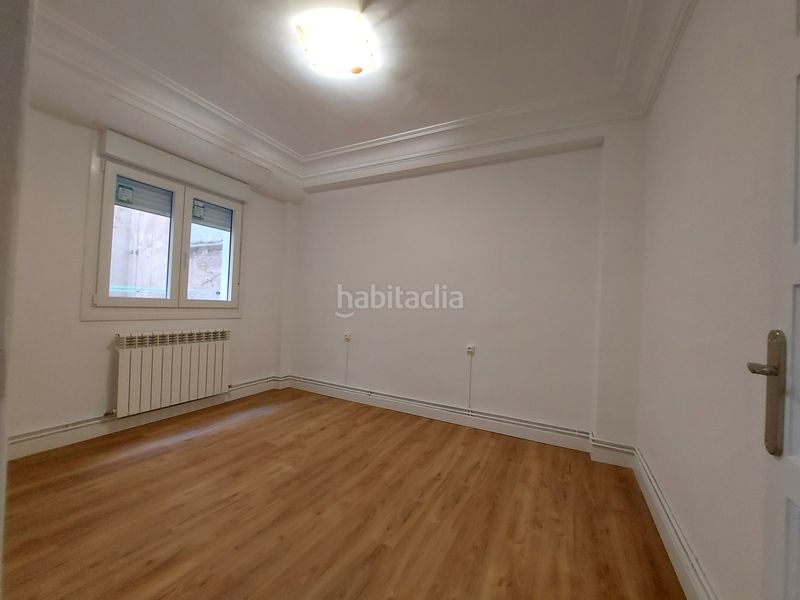 Foto f476086e-06ea-4916-b45a-6322b1edbd48. Pis amb calefacció a Residencia Logroño
